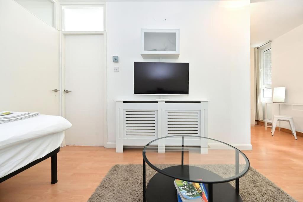 Regents Park- Ucl, Apartment With Balcony London Exterior photo